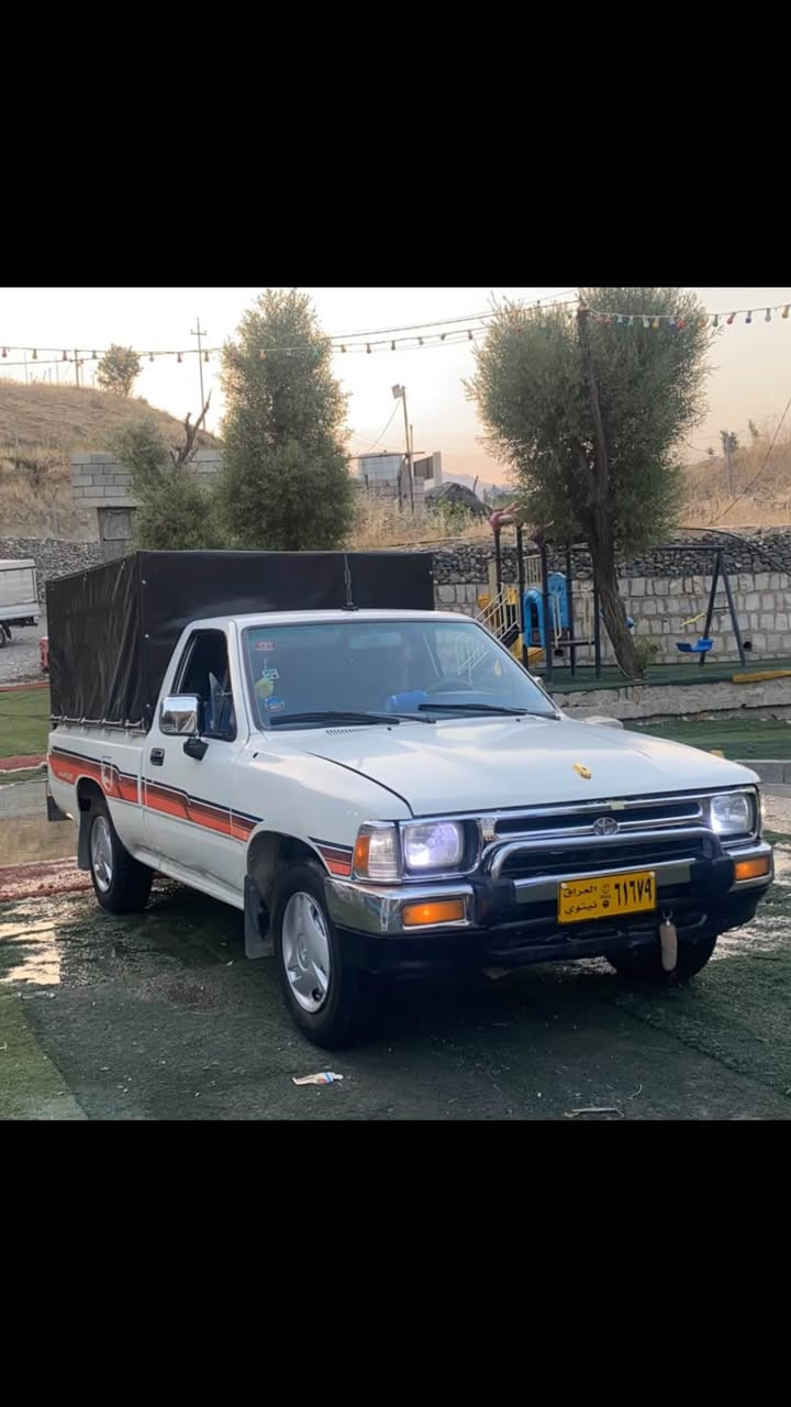 مۆدێل ١٩٩٠ کرۆسیدا بەحاڵ سەوتی یاتاغی تیایە بەشەرتی ئەوەی دلۆپێ ڕۆن نەقس نەکات  گەرمی تیانەبوە بیلاد بۆم داناوەتەوە کامل پۆڵیش کراوە و کارەبایات ودینەمۆ و پاتری و لایت عەدەسە و بەگلایت و دەشبلی ساغ تەنانەت بێ درزی نەک شکاوی دەعمێکی لای سەیاقی هەیە ناوی گرتوە بەس شانصی بەشەرت ئارمی سلیمانیە کەی ویست ئەکرێ بەناوتەوە بەشەرتی بڕانەو و ڕزیوی لە دەعمی دواوە تا پێشەوە بەشەرت سەیارەی ماڵی خۆمە ئی ژێر ئیشە سعری تەنها ٣٩ گەڵا قفڵی السليمانية, العراق


**إذا كنت صاحب هذا الإعلان وتريد حذفه لأي سبب، رجاءا أرسل رسالة إلى الدعم الفني**