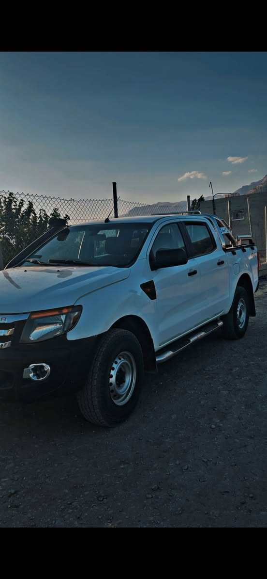 بۆفرۆشتن فۆرد ڕەنجەر 2012 سەیارەیەکی  خاوێنو بێموشکیلە رەقەمو سەناوی بەناو خۆماناوەیە
☎️📞 ***********
☎️📞***********
