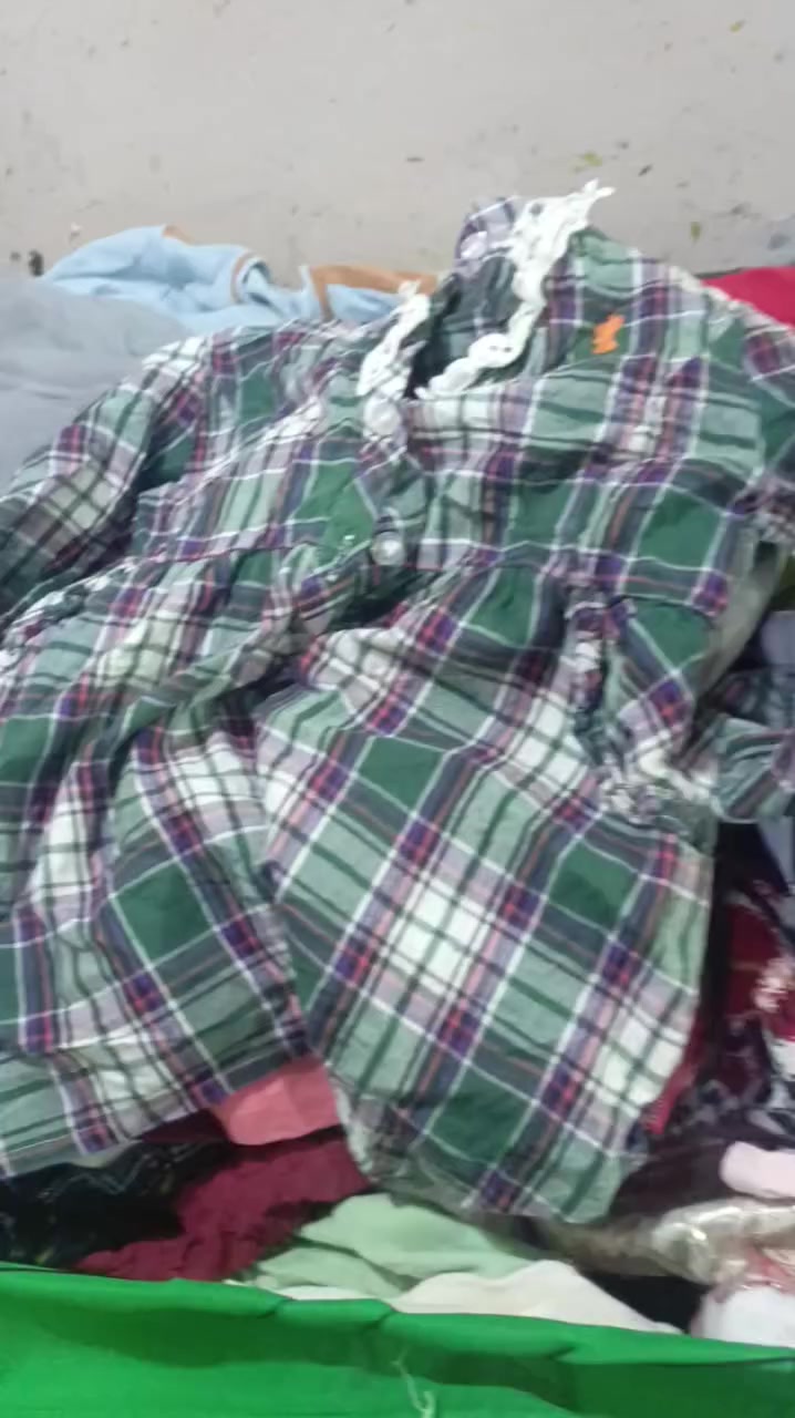 ملابس اطفال قطعه على الف دينار
يتوفر شليف 60 قطعه 50 الف الاستفار خاص او الاتصال على الرقم *********** يتوفر خدمه توصيل جميع المحافظات
