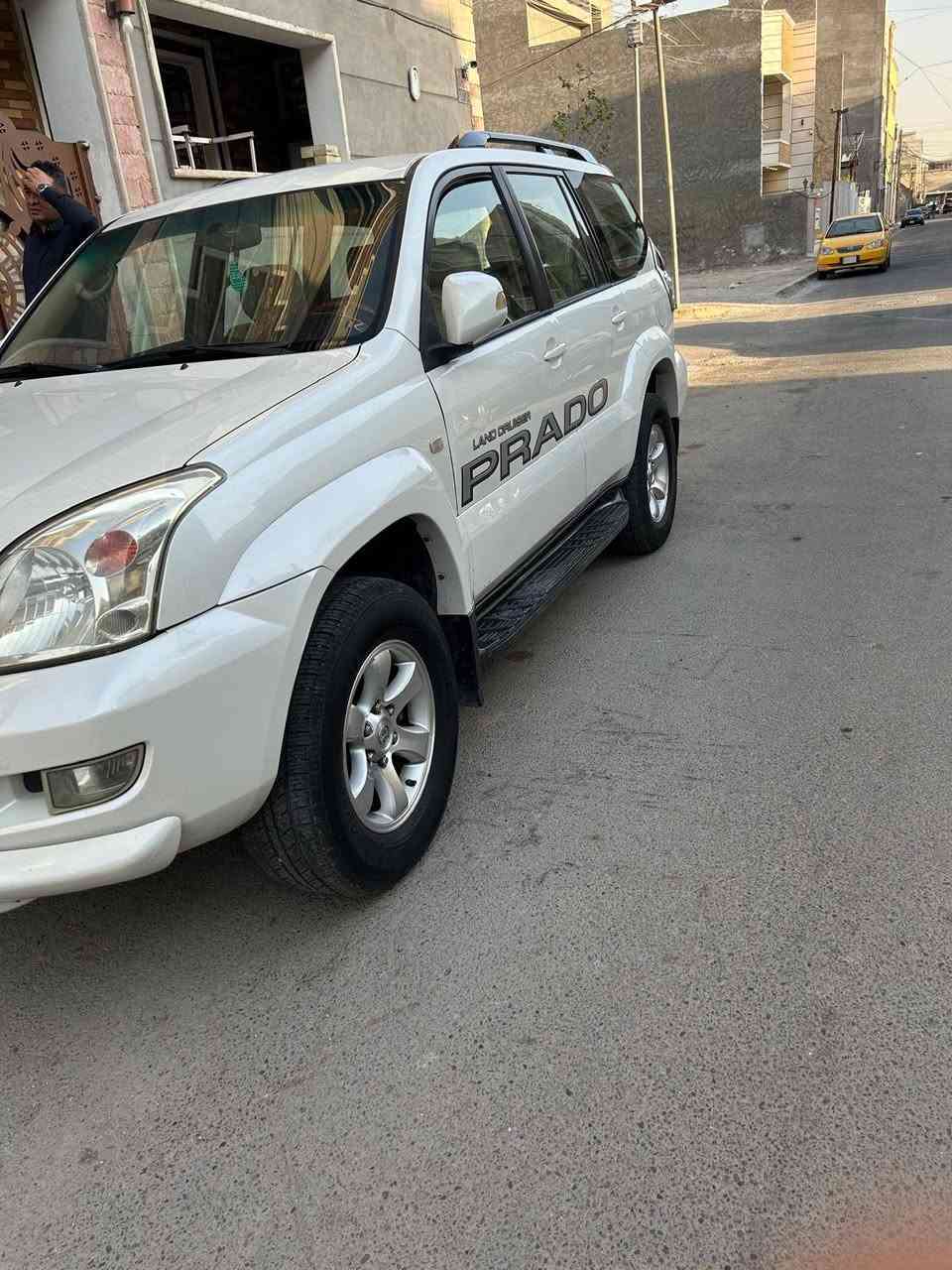 من رخصت الادمن
سياره ابرادو ٢٠٠٩ رقم مميز محرك ٦ سلندر 
رقم الهاتف ***********
ملاحظه : السياره موجوده بغداد حي الجهاد
ملاحظه٢٠٠ورقه  وبيها مجال
