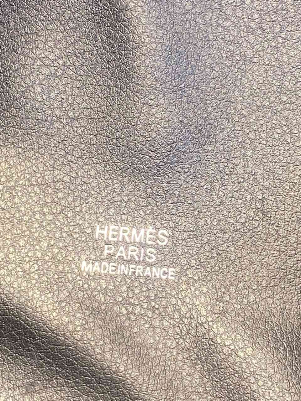 هرمز دلو جلد توغو طبيعي مستعملة 
الختم والكود بالصورة
نظافتها تقريبا ٩٠ بالمية ✨💯


**إذا كنت صاحب هذا الإعلان وتريد حذفه لأي سبب، رجاءا أرسل رسالة إلى الدعم الفني**