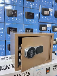 عرض ٣٨سم • ارتفاع ٣٠سم • وزن ١١كغ