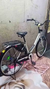 ياللة بيسكل العدد 2سعر الواحد 130العنوان بغداد مدينة صدر رقمي 07704863...