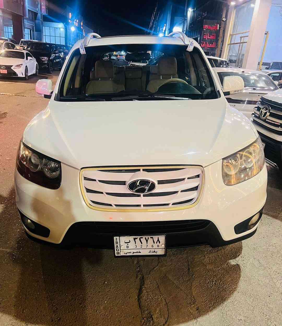 سنتافي خليجي 
موديل ٢٠١٠
محرك ٦ سلندر ٣٥٠٠
فتحه 
بصمه 
مكفوله من صبغ وتبديل بيه بارد باب وجاملغ 
محرك وكير وصدر وتأيرات مكفوله  
رقم بغداد بسمي 
ماشي ١٠٠ الف 
مكان السياره البياع 
سعر ١٢٣٠٠ $وبيه مجال 
تلفون ***********
