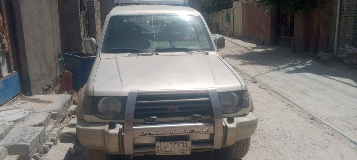 سياره باجيرو للبيع موديل 92 ااسياره شوفت عينكم السعر 45 وبيه مجال قليل 
للتواصل الاتصال عل الرقم ‏‪***********‬‏ اني مكلف بل نشر مع كامل احترامي الكم
