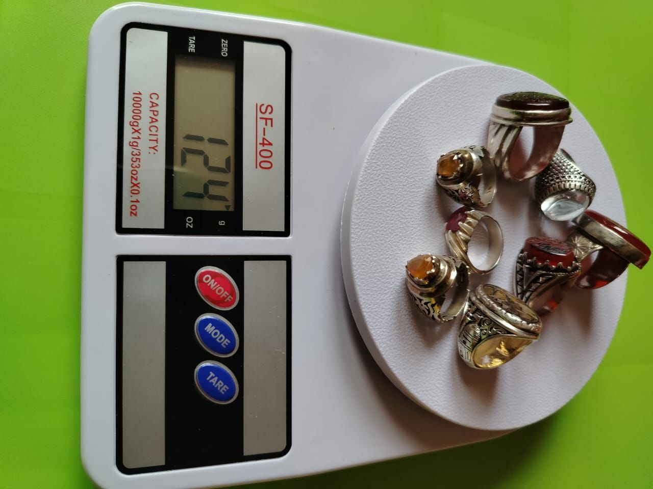 ياالله يارزاق محابس شلعة كلها احجار يمانية قديمة وياقوت أفريقي وخطوط درجة اولى ابيعلك كسر مع الاحجار
 سعر الغرام ٣٢٥٠  بغداد الدورة *********** واتساب
 توصيل موجود
