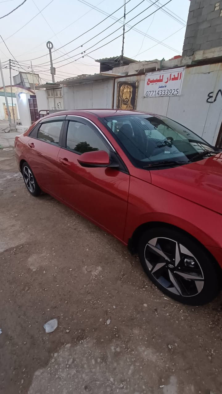 النترا للبيع موديل 2023 . حادث تفصيك لبجم وغراظه جايات وياه تبديل بس دعاميه اماميه وصبغ لبنيد فقط ولباقي كفاله عامهه.   كلشي موظح كدامك
رقم بغداد

سعة المحرك 2000 دوش
شاشة ديجتال متصله بالكامل
بصمة تشغيل 
بصمة ابواب 
بصمة صندوق 
تشغيل عن بعد 
رادار امامي خلفي جانبي
مانع تصادم بريك ذكي
مدخلين شحن + اواكس
تبريد منفصل بيانو 
كاميرا خلفيه دواره 
كراسي تدفئه 
حساسات اطارات 
مثبت سرعه cross
اضائه اماميه LED
نظام ترحيب عند الاقتراب 
مانع انزلاق 
دخول ذكي 
نظام قيادة ذاتيه  
ثلاث انظمة قياده ( Sport , Nor , eco )
شاشة اعطال الكترونية 
زر عرض الكاميرا الخلفية 
سايد بريك بصمه
شحن واير ليس 
   
سعر   160.    وبيه مجال مكان سياره بغداد مدينت الصدر 
رقم ***********
