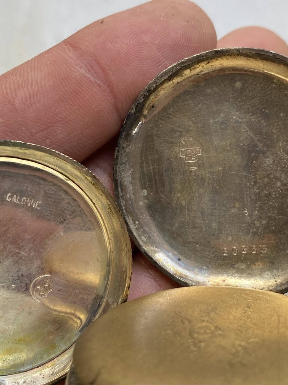 ساعات جيب فضه عيار 800 بالكامل  سعر 200 الف


**إذا كنت صاحب هذا الإعلان وتريد حذفه لأي سبب، رجاءا أرسل رسالة إلى الدعم الفني**