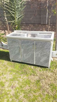 سنك كاونتر المنيوم • أصلي • الرمانه الحويجه