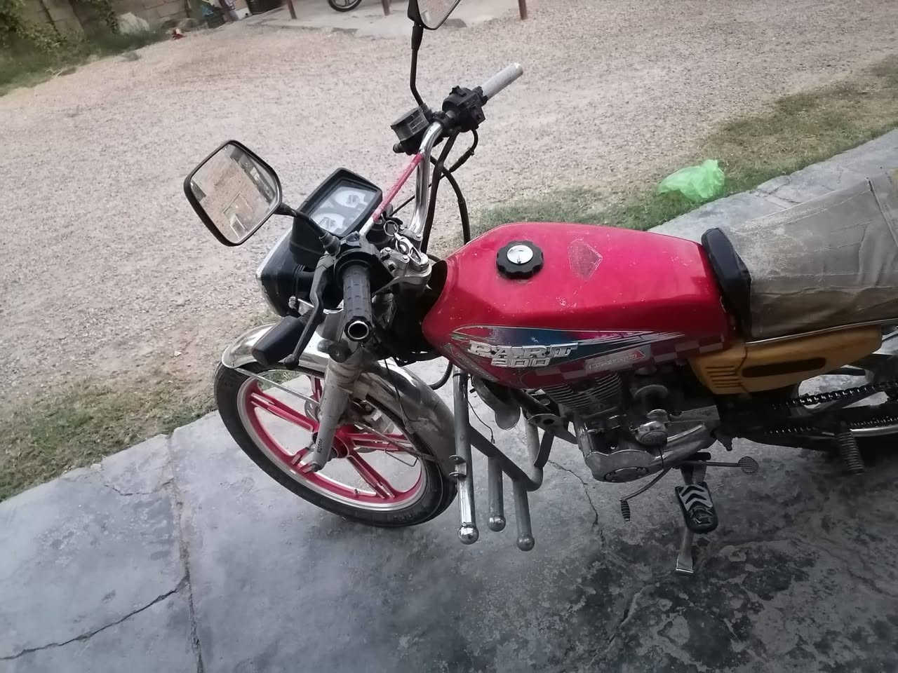 دراجه ايراني خمسه كير السعر 300وبيها مجال ،ه‍،***********،
