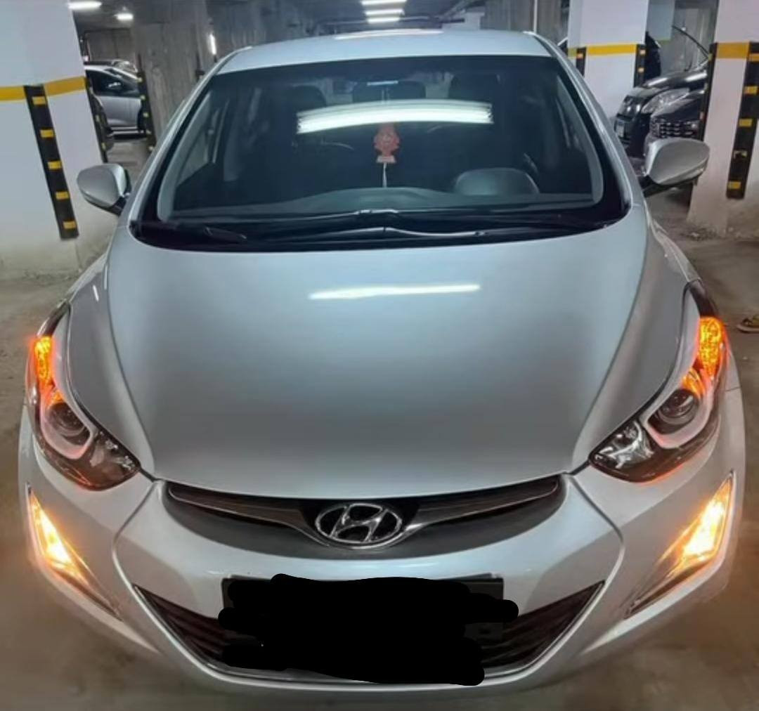 اللهم صل على محمد وال محمد
وين اليدور جديد 
السياره ٢٠١٤ سلفري دخول جديد
ادوات ادوات ادوات
مكينه ٢٠٠٠ وكير وحداديه كفاله وشاشه كار بلي كبيره يوتيوب وكوكل مع مضخم صوت تحكم ستيرن جهتين وبصمه سويج تعتيم بمراية السقف ومرايات شفط  واشاره بالمري كامره خلفيه وانذار لايت منضومة زنون ثلجي دواخل جلد كارتون تبريد شرط ثلج وتدفئه حت بالكشنات نضام ايكو قتصاديه  داخله العراق دهن مامبدللها بالعراق تخم تاير وباتري مفوله عدا الفتحه جديد كصه جنطه فقط  ولحيم باجات رقم وسنويه شمالي نكليزي شرط دك حاسبه وين ماكان السياره جديده بمعنى الكلمه ماشيه ٩٠ الف فقط بالعافيه على الياخذها خير من الله
السعر ٥٢ بيها مجال قليل حق الجيه  
***********
***********
عنوان البصره
