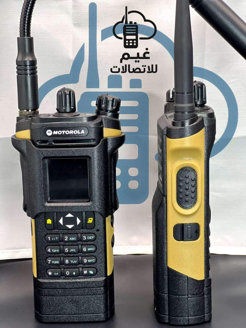 🔰 جهاز لاسلكي جهازين بجهاز واحد 🔰

مدى 3 – 4 كم بالمغلق
و 16 – 18 كم بالمفتوح 🎯
 • وجه أول بشاشة
 • وجه ثاني بدون شاشة
 • ضغطة نداء لكل وجه (ضغطة للشاشة + ضغطة للبدون شاشة)
 • بطارية قوية 8800mAh تدوم 4 أيام استخدام 🔋
 • شحن Type-C
 • يجي مع هوائيات اثنين + كفر حماية للشاشة
 • صوت عالي وواضح
 • 32 تردد UHF / VHF
 • نغمتين نداء + شاشة صغيرة للوجه بدون شاشة ⚡️

السعر : الـقـطـعـة 100 دولار فقط 🔥🚀

لـلـتـواصـل : ***********
