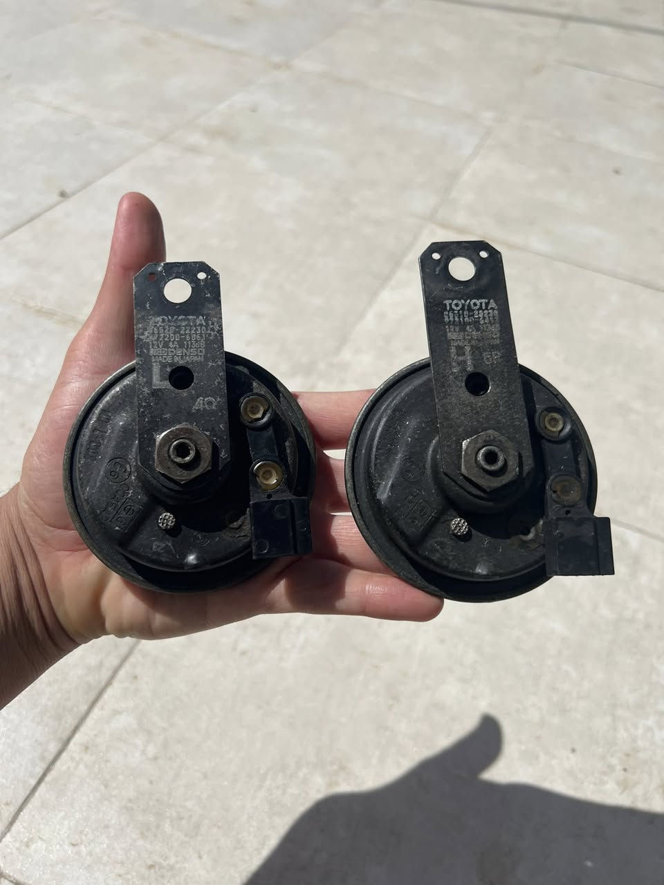 يالله 
سلام عليكم 
للبيع هورنات سيدان 🚘 
فيشة سوده 
هورنات جدد وشرط الفحص 
***********
