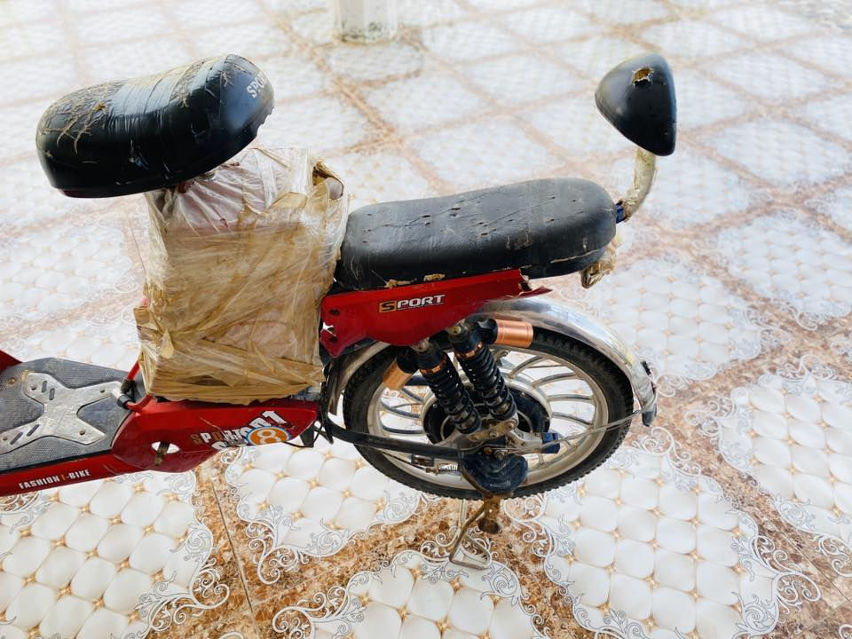 السلام عليكم بايسكل شحن للبيع موديل 2024بايسكل شغال شاشة شغالة دبلات شغالات بايسكل ما عايزو شي.
اتصل وتدلل:***********
