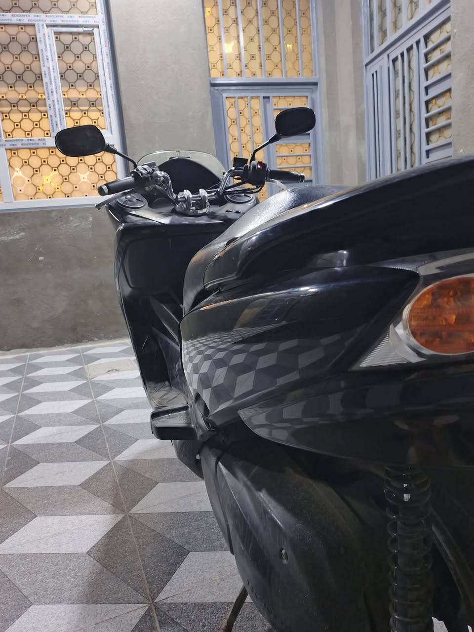 سلام عليكم فورزه 0\10👍       سع13 ورقه بيه مجال.                         S7
الدراجه ماشيه39

مواصفات 7 كير 4 تحويلات ✈️✈️ مكينه كلجات مكفوله كفاله عامه شرط تراي رمبه 

بك لايت كرستال

دراجه خير من الله فول نعومه معدل 

سكن  حله  استفسار  *********** 📞📞
