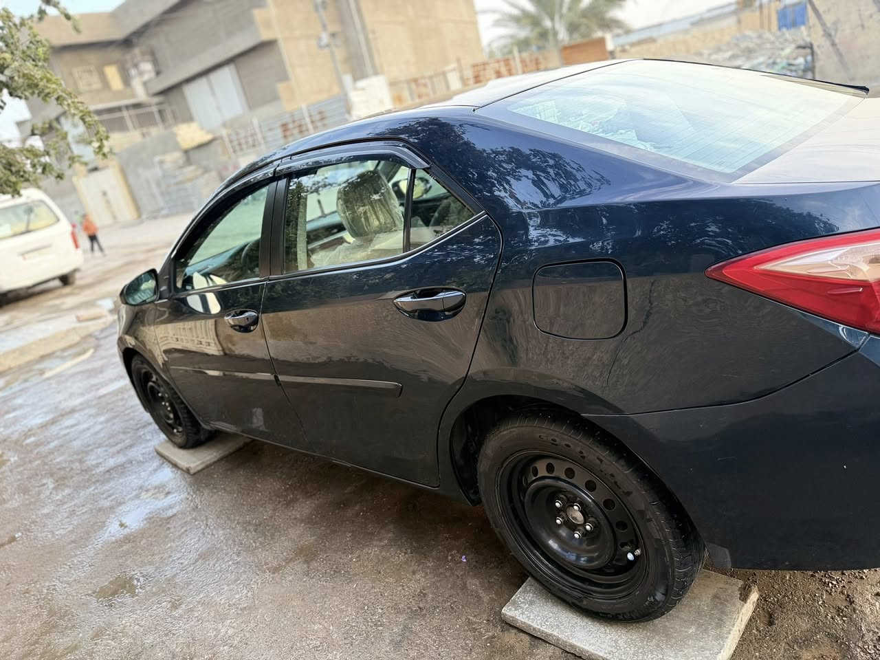 اعادة النشر السلام عليكم للبيع كورله ١٨ وراد كندي سيارة كلين بدون حادث بارد فقط سونار مرفق بل صور مكاني بغداد كير مكيه ادامه كامله عليهه سعر ١٣٣ بيهه مجال بسيط 
***********
