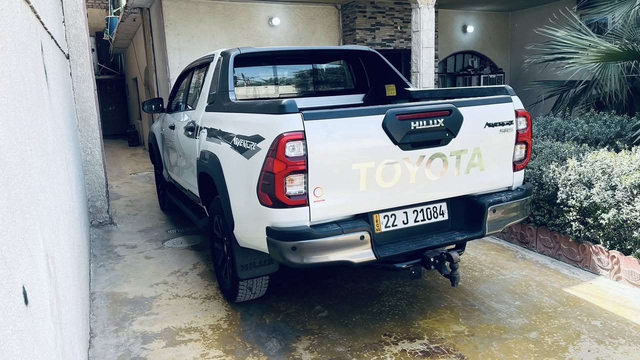 سلام عليكم للبيع تيوتا هايلوكس 2024
ماشي 30 الف رقم اربيل 
ادفنجر فول مواصفات للاخير 
حساس امامي خلفي 
٤ كامرات
٦ سلندر 
قطعتين تبريد 
٦ سماعات
مري شفط 
لد امامي خلفي 
شاحن وايرلس
باقي المواصفات معروفه السعر 410 
الاتصال ***********
