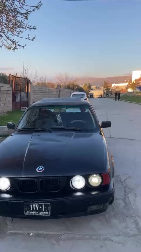 فرۆشتنی خیرااا
بیئێم مۆدێل ٩٢ سڵاید دوجام کارەبا جوار تایەی لۆک دوگمەی بەفر و سورعەت  هەمو گیانی بەشەرت 
٥٢٥ی تۆماتیک لەقوەتی خۆی بێزارە  لۆک لۆک  ئاڕمی هەولێر بەڵاممم ئاڕمەکەی ون بوە پاکانەو وەکالەتی بۆ کراوە هەمو شتێکی بەشەرتی مالی کەس نەبیت و پارەی کەسی تیا نەبێت سعری  ٣٥گەڵا خوار هەمو بازاڕ معامەلەیە برایانەشی تیایە


**إذا كنت صاحب هذا الإعلان وتريد حذفه لأي سبب، رجاءا أرسل رسالة إلى الدعم الفني**