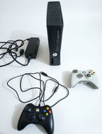 اكس بوكس 360 • جهاز كامل • بدون عطل