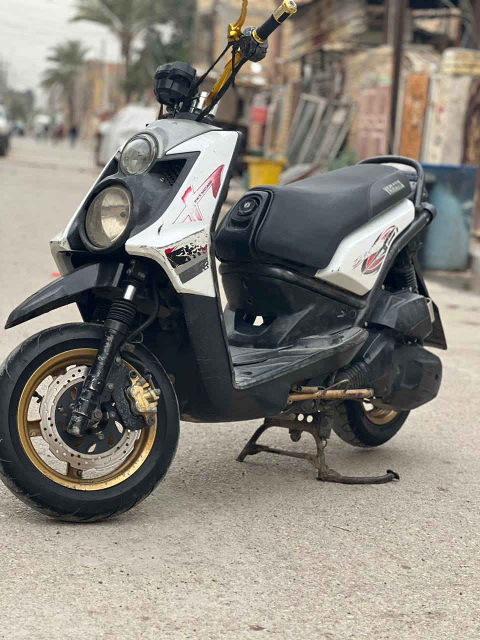 سلام عليكم 
سكنس جبلي دراجة كاملة محرك مكفول شلعة ومعدل ستيرن رياضي تاير خلفي جديد باتري جديد دراجة كاملة 
مكاني بغداد الحسينية مال راشدية السعر 800 وبيهة مجال 
***********واتساب
