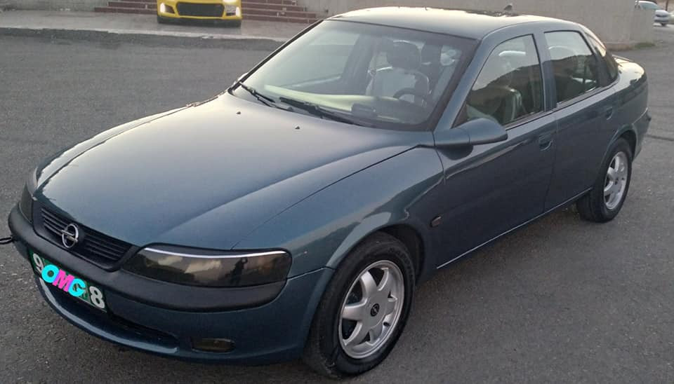 ئۆپڵ  ڤیکترا  مۆدێل  98 ئارم پلاستیل  ھەولير  نمونەیە  لەجوانی                           تاکە لەھەمو  بیتوينو  پژدەر  کامل کورەیە لەسەر  ساغی                     مەکینە  20 تەبریدە                        قفڵ مەرکەزییە                            ABS   + پاوەرە                       مەکینە + گير + توندوتۆلی بەشەرتە سەیارەکە  زۆر پوختو خاوينە  تکایە جوابی کۆمئنت نادەمەوە  ژم .*********** رانية, السليمانية
