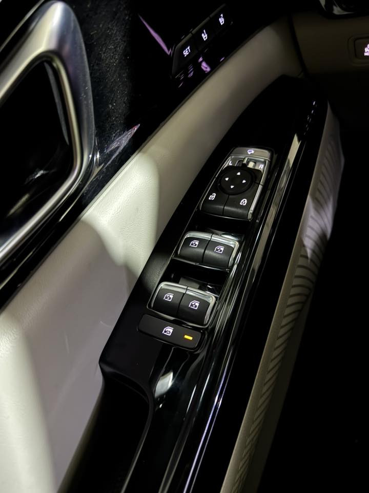 ذوي الشهداء اكرر ذوي الشهداء باقيلها سنة ونص وتصير حرة 

Kia Carnival  SX 2024   3.5 
 
                  حجم المكينه : 3500 V6
         المسافه المقطوعه km:36 
الضرر :  موضح بل صور 
            
‎#مواصفاتها 
فتحتين سقف
1.شاشه 
2.كامرات 360 امامي وخلفي وجانبي وداخل السيارة هم كامره 
3.بصمه
4. نظام ايكو + سبورت + سمارت
5.ويل كب 
6. تشغيل عن بعد
7.حساسات خلفي امامي وجانبي
8.بيبان كهرباء اثنيهن 
9.لايتات لد
10.لايتات زنون
11.بكلايتات لد
12.اشاير بالمري
13.رادارات 360 امامي وخلفي وجانبي
14.كشنات جلد لون اسود بلادي
15.ثلاث قطع تبريد
16.هيترات بالكشنات حار بارد
17.هندبريك بصمه
18.شحن وايرليس
19.هيتر بالاستيرن
20.كشافات 
21.مري شفط +قلاب من ترجع ع بك تنزل للأسفل + كامره 
22.كشنات  الاماميات كهرباء 
23.كشن السايق ميموري 
24.تحديد مسار 
فول موصفات 1/1 جاهزه 
السيارة جديدة بمعنى الكلمه واحلى من الصور 
مكان السياره /بغداد
للأستفسار  ***********
