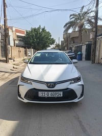 : كورلا هايبرد موديل 2025 فول مواصفات ماشيه 19 الف بعدها بحالة الشركه ...