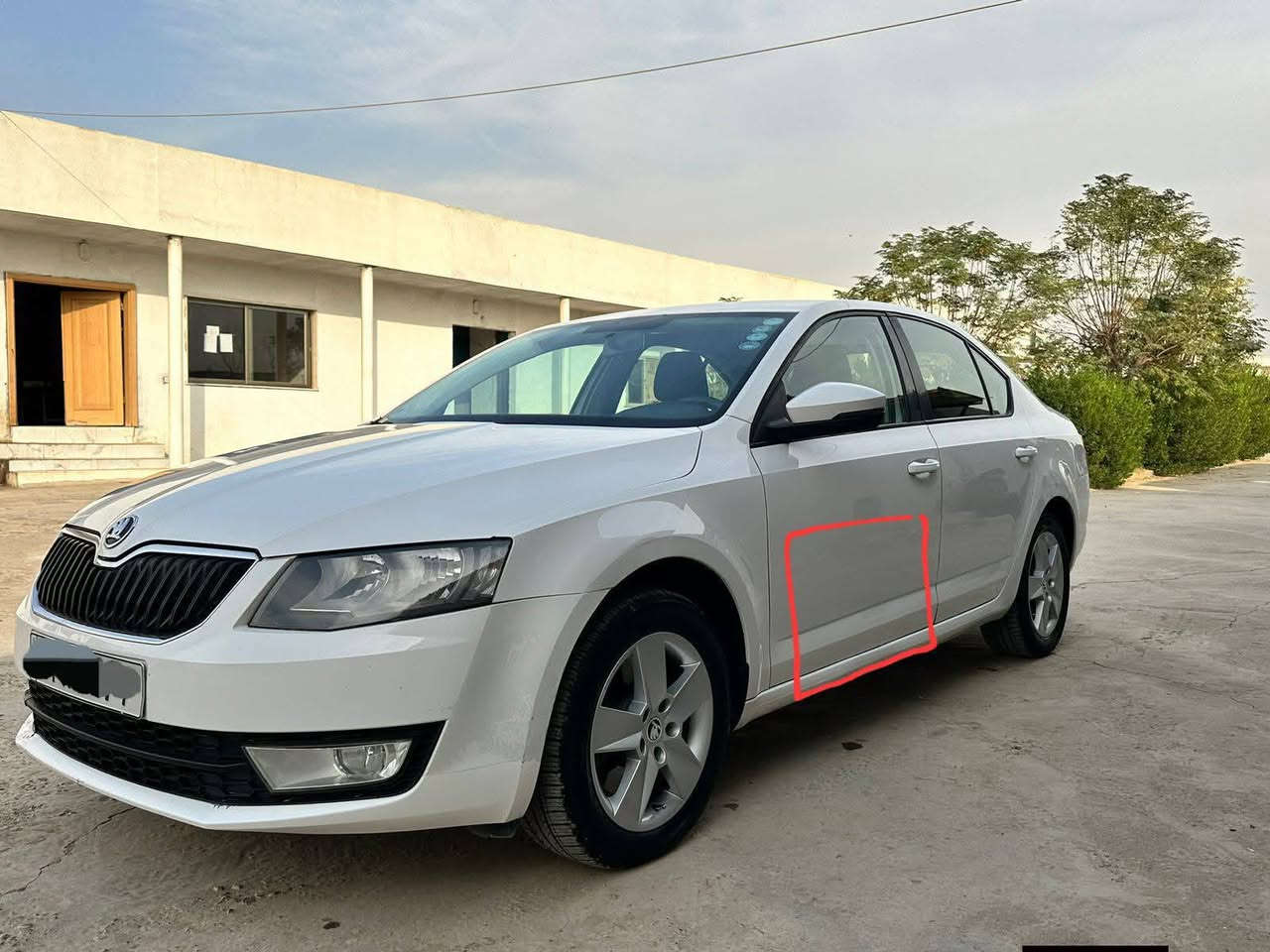 سکۆده مۆدیل 2014 سەیارەکی زۆر خاوێنه دوو نیو پارجەی هەیه بەبێ ژۆرێ و بەبێ ئیرباک بەشەرتی گێر و مەکینه و فەحس
*********** أربيل, العراق
