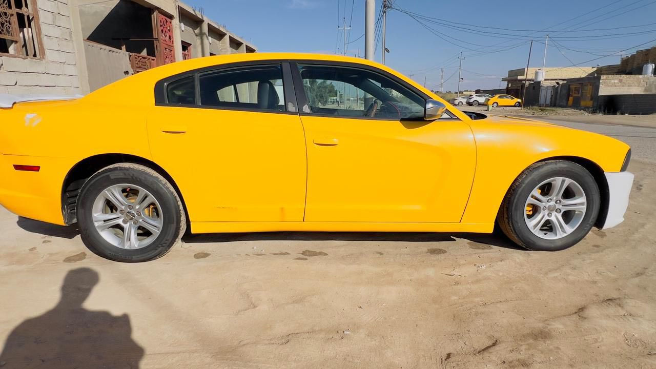 دوج جارجر 2014
محرك 3600 

السياره  رقم بغداد 

السياره بيه الجاملغ لأيمن ودوسه

مكانها ذي قار /ناصريه . 

سعرها 150 $ بي مجال قليل ***********
