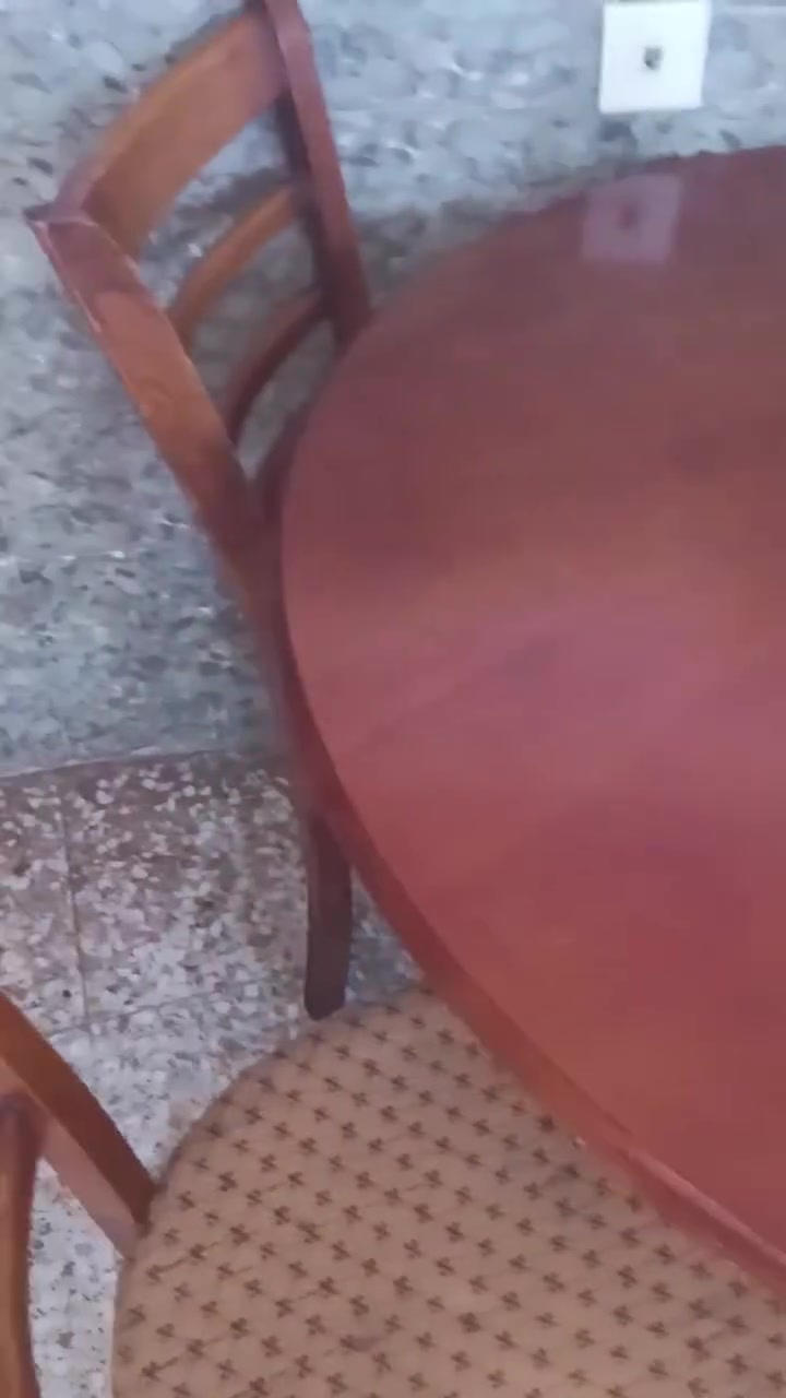 تسكام قوي نظيف خشب مع اربع كراسي


**إذا كنت صاحب هذا الإعلان وتريد حذفه لأي سبب، رجاءا أرسل رسالة إلى الدعم الفني**