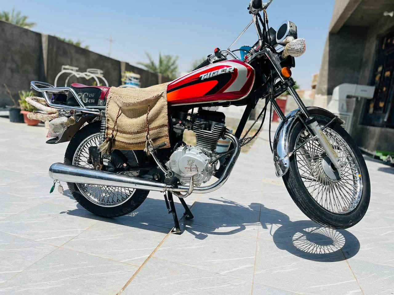 خوان دراجة تايكر للبيع موديل 2021 اوراق كاملة كهربائيات شغالة محرك ما مفتوح دراجة جاهزة خير من الله ترايك البصرة تخم تاير سعر 450الف وبيهة مجال العنوان ديالى كنعان الاستفسار علة هاذة الرقم اتصل وبيك خير ودلل ***********
