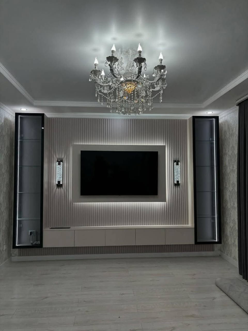 سەقفی مەغریبی سادە مەتری $9.5+لینەر و شوێن پەردە بەخۆڕای بەباشترین مواد
بۆیاغ 2250دینار بۆ 3000دینار
دانانی دیکۆری پشت تیڤی
دانانی کاغزی دیوار
***********
***********
