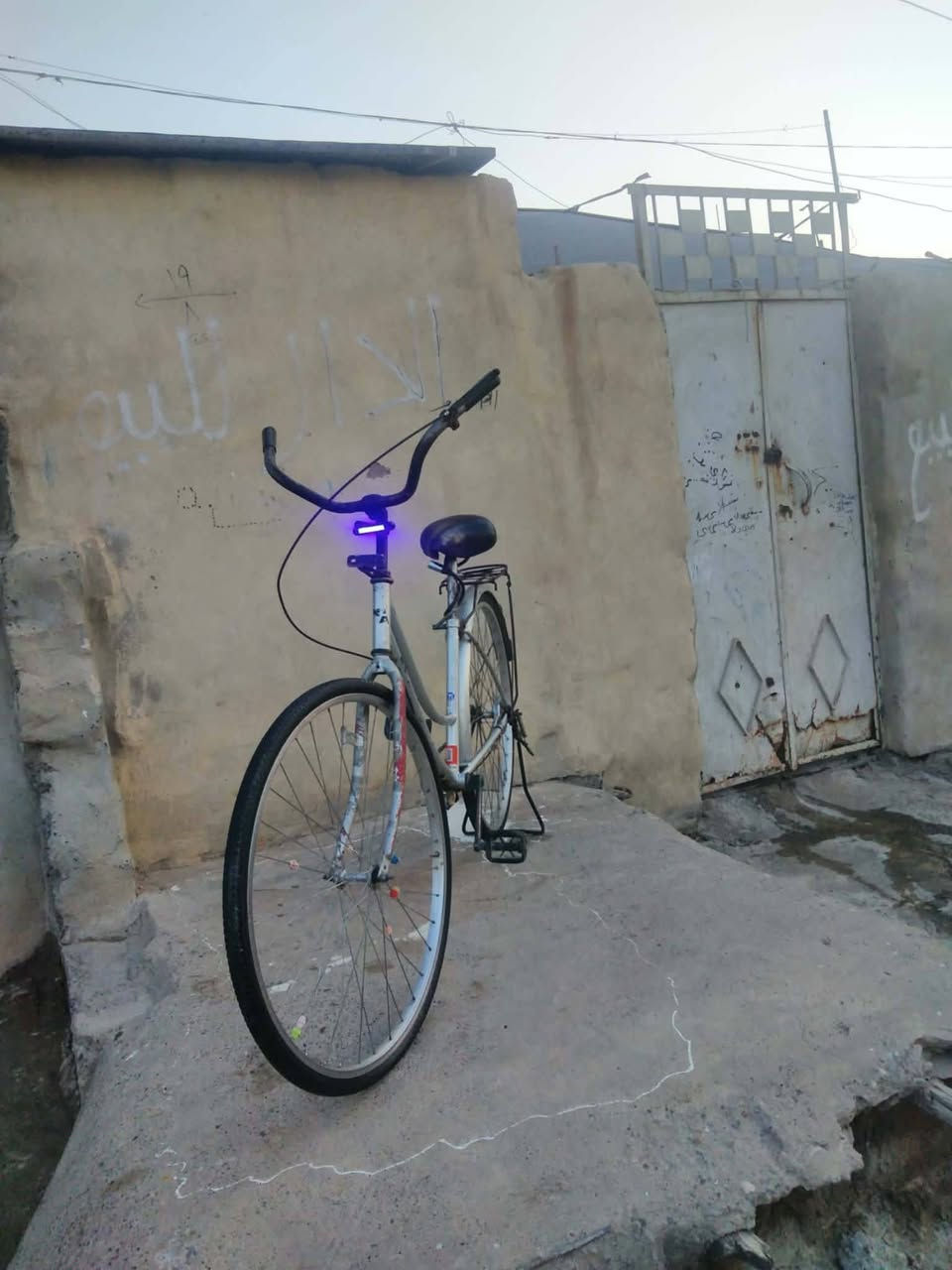 السلام عليكم عندي بايسكل حجم 27 رايده ب 40 بمجال


**إذا كنت صاحب هذا الإعلان وتريد حذفه لأي سبب، رجاءا أرسل رسالة إلى الدعم الفني**