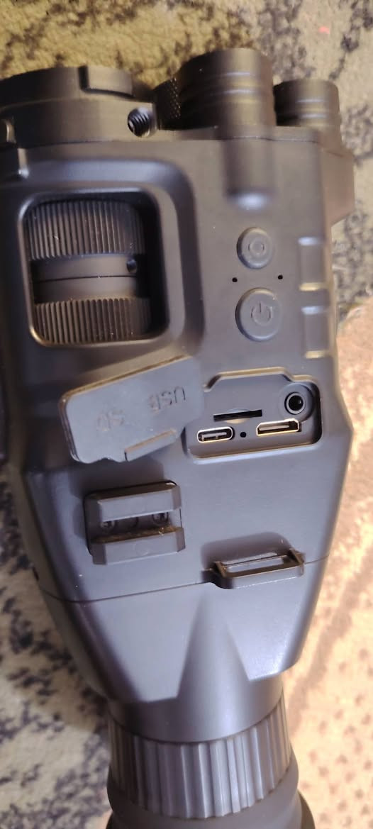 للبيع ناظور ليلي يصور فيديو وبلوتوث واي فاي شحن بطاريه ليثيوم  وليزر وهوي تفاصيل بي بعد ***********
