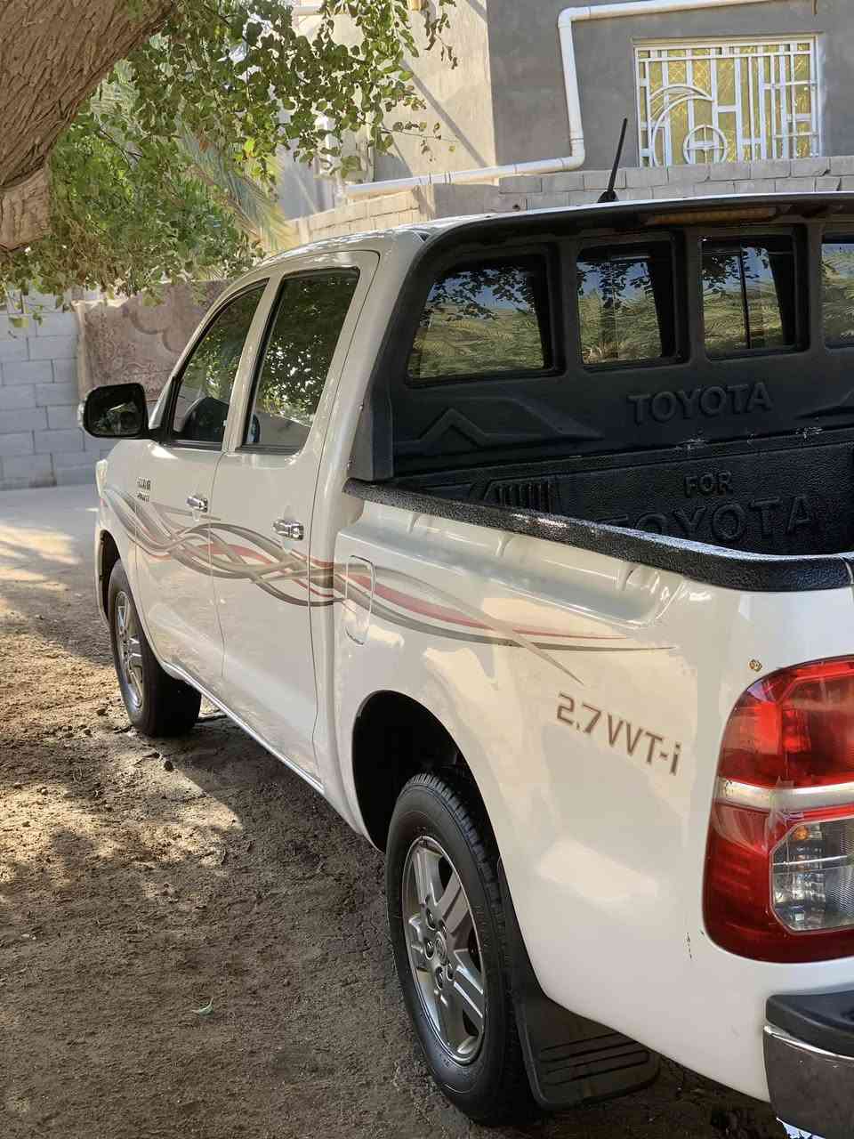 فلاونزه 2015 اوتماتيك رقم بصره بسمي تحويل ثاني يوم 

السياره شاصيها ١٩ الرقم الانكليزي  تخم تاير برجستون جواها 

دوشمه ارضيه اصوليات كلها كامله حداديه قبل يومين بدلتها 

مكان بصره القرنه ***********
