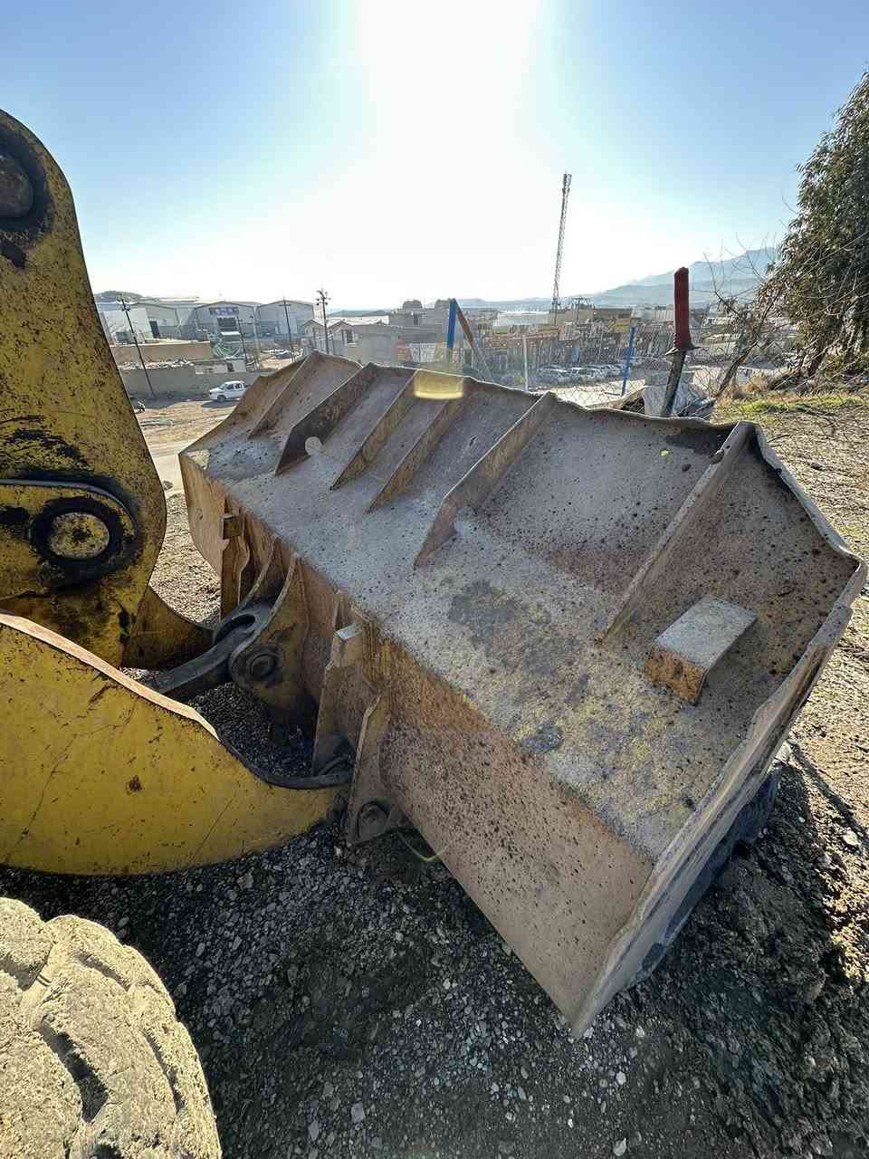 ئەم شۆفڵە بۆ فرۆشتن کەواساکی حەجم 80z مۆدیلی 1999 رەقەم سلیمانی سەنەوی بەناوی خۆمانەوەیە هەمو گیانی بەشەرت شۆفڵەکە جائیزە رەقەم تەلەفون ***********و***********
