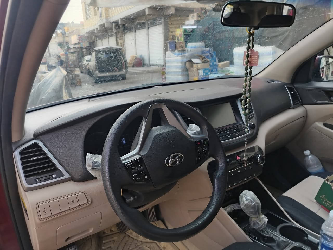 سلام عليكم توسان أمريكي حادثه موضح بل صور راجع بارد مكفوله من تبديل مكفوله من الصبغ والمعجون رقم
سليمانيه بسمي سياره مال بيت تخم تاير صدر أمامي خلفي  سياره كشن كهربأء شاشه تحكم ستيرن مانع نزلاق مثبت سرعه مكان سياره بغداد مدينتي الصدر
الرقم *********** سياره معروضه 147او بيهه مجال حك الجيه
