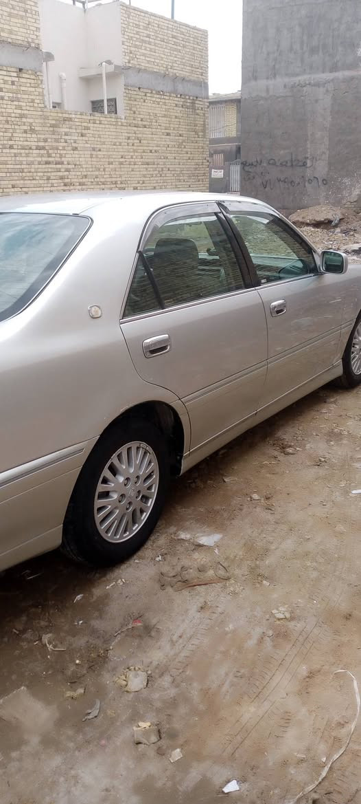 ملكه للبيع كصه جنطه كرستال السعر 35وبيه مجال الشراي يتصل على الرقم ***********
