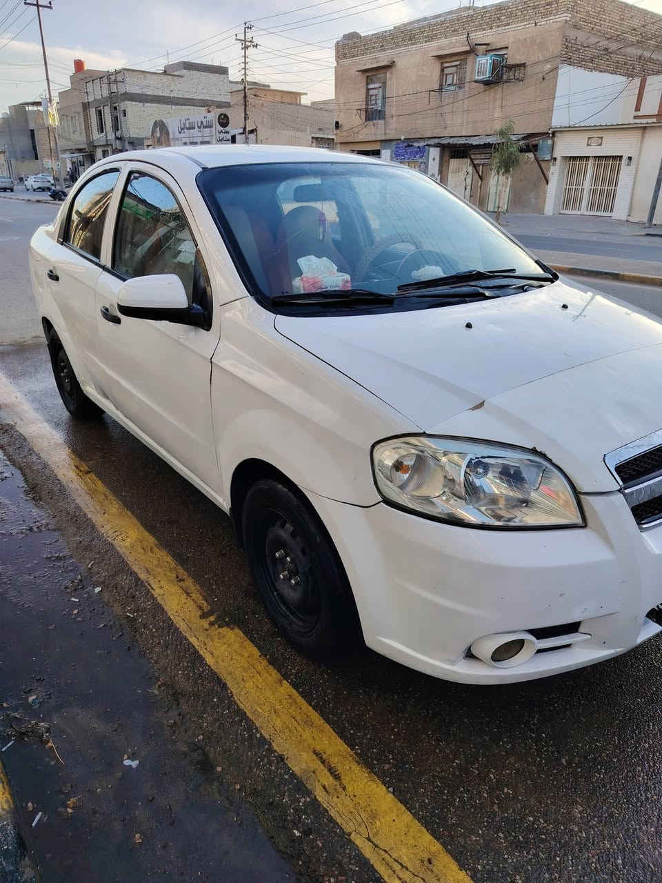 السلام عليكم سياره افيو مديل 2009اوتو بيها قطعه بالجاملغ والمكينه وگير خير من الله سياره نظيفه رقمها نجف وباسمي وجاهزه حداديه جديده سعر  65 وبيها مجال حك الجيه الشراي يتصل***********
