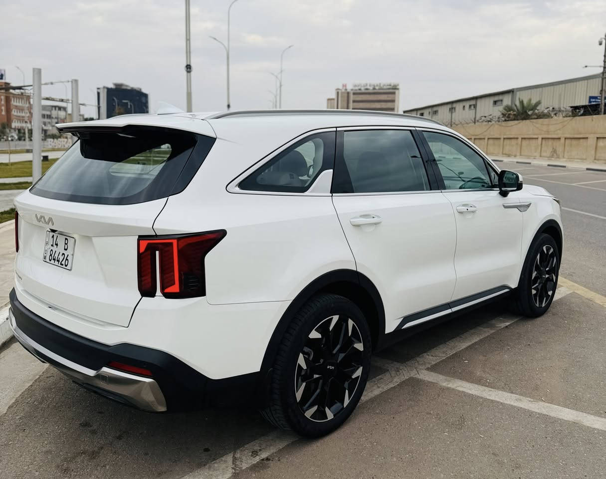 سورينتو 2025
ماشية 35 الف كيلو
داتا شو
6 سلندر
كير ماوس
كراسي كهرباء
تشغيل عن بعد
كامرتين 2
ويل 20
كفاله فقط بارد جملغ الخلفي 
رقم بصره السعر 315 بيه مجال بسيط 
مكان بصره لاستفسار ***********
