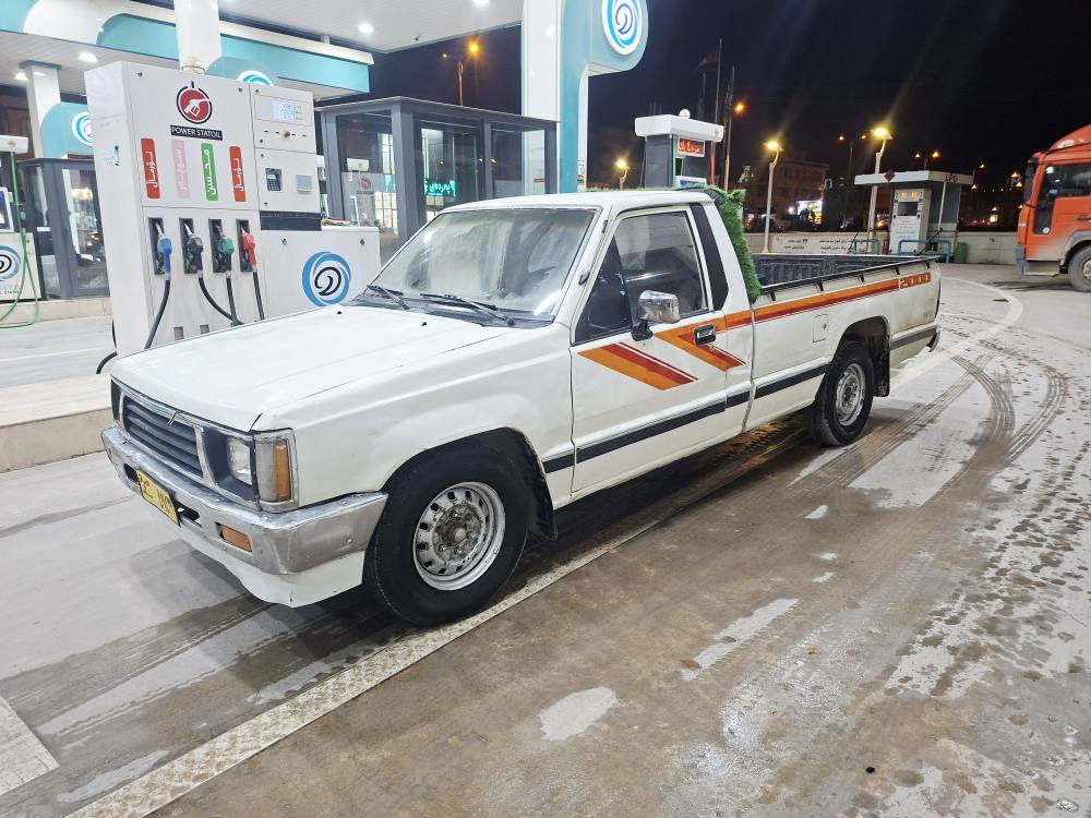 بيكا ب تا ك 1999.يا با نى           18$  ***********                                     بينج قو لا ب كيرو مه كينه عه كسل به شه رت يه ك تؤ ز سه و  تى يا تا خى هه يه ما لى كه سا با ته ٤ تا يه ى لؤ كى له سه ره سه يا ره كه بيشو بشتى كه بسه يا نى ده عمى نيه ره قه م بخداده  به س به علو ج أى فرؤشم  ما لى دؤسته شو ين سليما نى السليمانية, العراق
