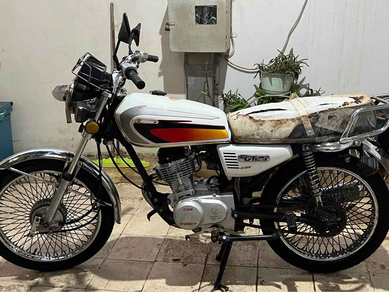 تايكر 2020 للبيع ما مفتوح مكينه  صارلو سنتين وكفتو بس اشغلو حتى لايجيم 
موصل الايسر *********** موصل, نينوى
