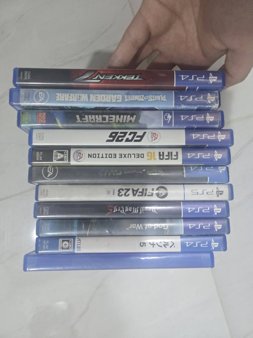 مجموعة اقراص للبيع
11 قرص للبيع سعر الكل 185 الف


**إذا كنت صاحب هذا الإعلان وتريد حذفه لأي سبب، رجاءا أرسل رسالة إلى الدعم الفني**