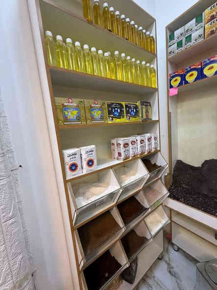 رفوف خشب للبيع مستعملات 3 أشهر
محل كرزات أو اسواق يرهمن 
للإستفسار المراسلة أو الاتصال على الرقم ***********
