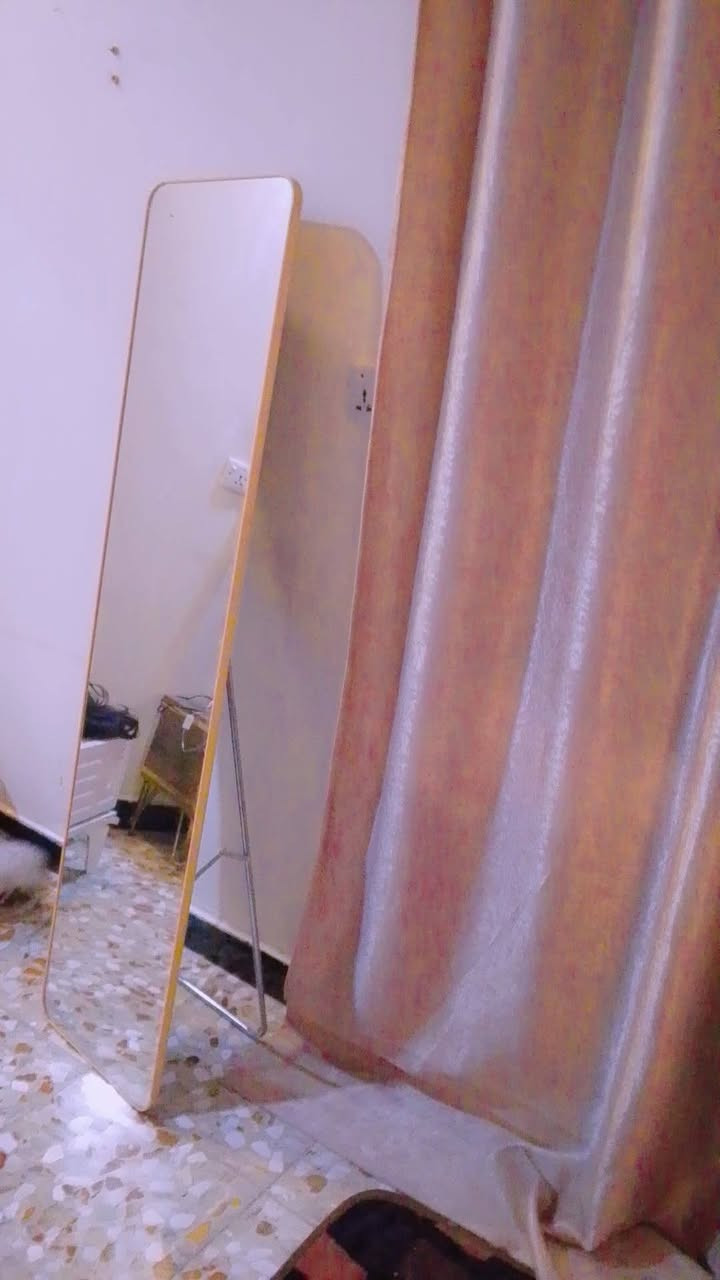 ثلاجه جديده للبيع سعرهه 200 ومرايه سعرهه 15 ويوجد توصيل مكانب بغداد


**إذا كنت صاحب هذا الإعلان وتريد حذفه لأي سبب، رجاءا أرسل رسالة إلى الدعم الفني**