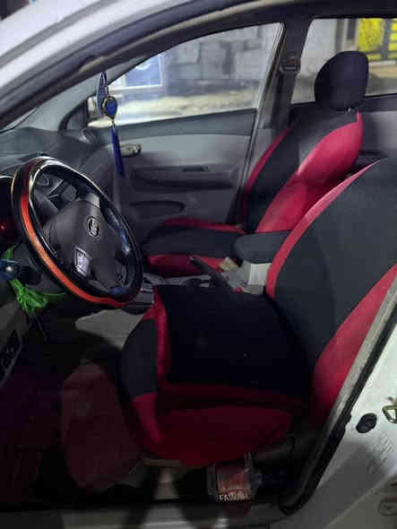 السلام عليكم للبيع  G3 / BYD موديل 2013 جاهزه من كلشي كهربائيات بلادي حداديه جديده عله ايدي مبدلهن + تخم تاير جديد + باتري جديد  رقم بغداد انكليزي سنويه جديده بسمي هزه جديده تحويل ثاني يوم
بيها رش صبغ بالبنيد والجاملغ + باب جهه اليمنه مبدل 
السعر 58$ وبيها مجال حك الجيه 
للاستفسار اكثر اتصل على الرقم ( *********** ) متوفر واتساب
