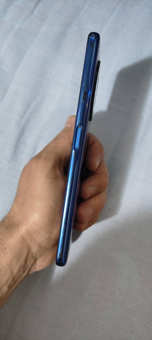 هونر x9
ذاكرة 256
رام 8+
نظافة الجهاز وسط فقط تشلعات بالصبغ اموضح بالصور
بدون غراض 
مكاني جانب إلايمن 
ادفع سعر


**إذا كنت صاحب هذا الإعلان وتريد حذفه لأي سبب، رجاءا أرسل رسالة إلى الدعم الفني**