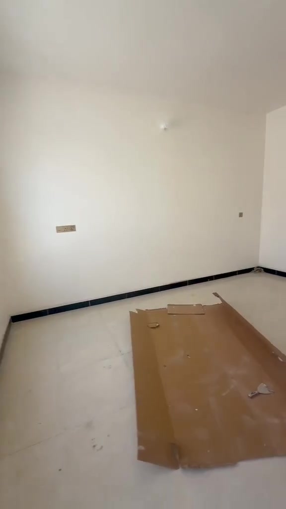 بيت للبيع طابو زراعي قرار ٢٥  المساحه الكليه  ١٠٥ متر بناء حديث كامل الخدمات المدائن خلف أسواق حساني 
يبعد عن السوك والإمام دقيقتين فقط 
للإستفسار أكثر   ***********
