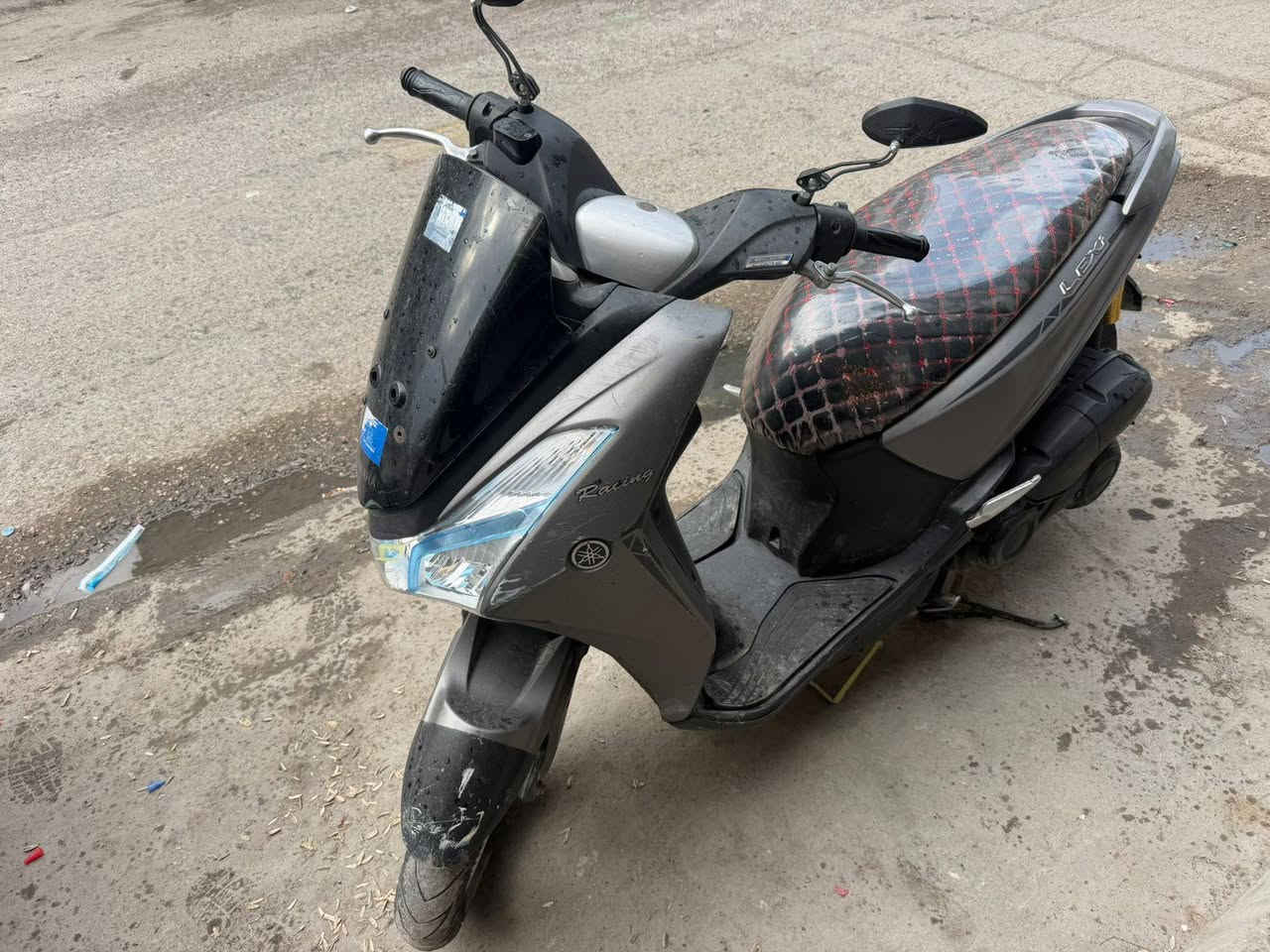 سلام عليكم دراجه اي ماكس حديث 2019 دراجه حلو ورزنه بالمشي امانة الله كل نقص مابيه دراجه خير من الله وهاي كدامك الصوره
العنوان باب معظم الرقم ***********
