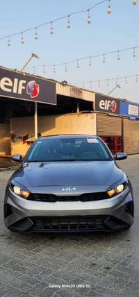 كيا فورتي مديل 2024 ماشيه 18 الف ميل  رقم بغداد هزه وسنويه جديده  بجم ...